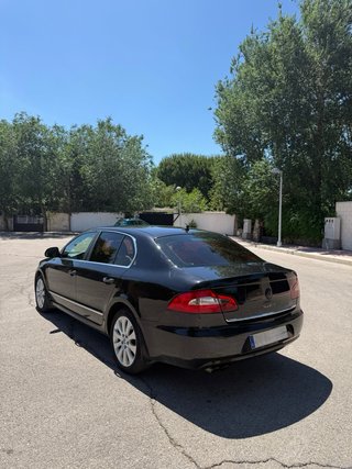 Skoda Superb 2012