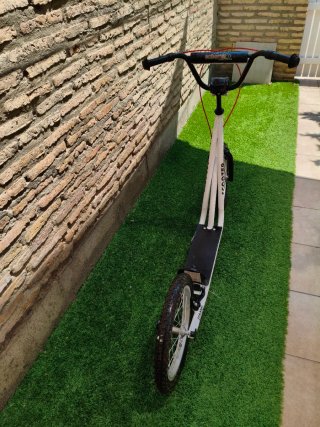 Patinete Scooter Blanco Ruedas Grandes