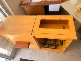 Mueble moderno para máquina de coser