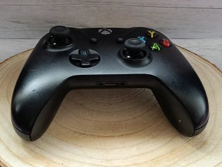 Controller Xbox one originale + cavo.