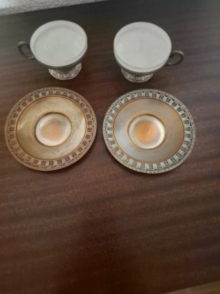Set di 2 tazze antiche in alpaca e opalina