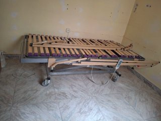 Se vende cama articulada hospitalaria y elevable.