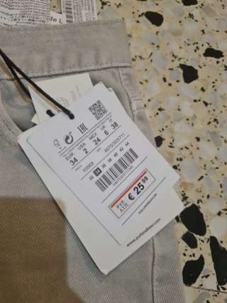 Pantalón tejano beige