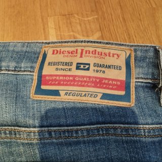 Pantalones cortos vaqueros Diesel talla 33