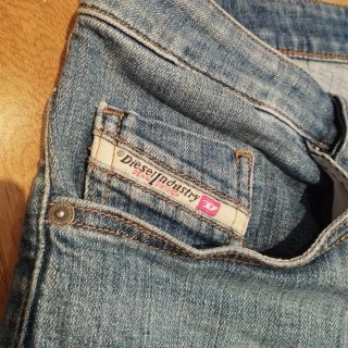 Pantalones cortos vaqueros Diesel talla 33