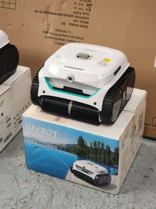 WYBOT C2 Vision AI Robot Limpiafondos piscina