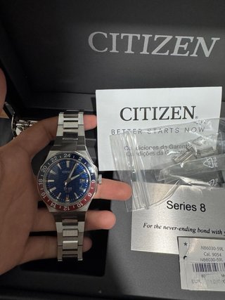 Reloj Citizen Serie 8