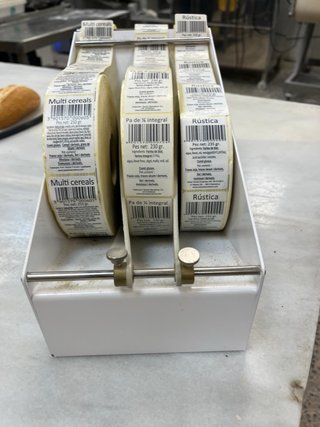 2 Etiquetadoras para rollos