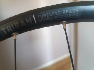 Rueda Triban Tubeless Ready Gravel