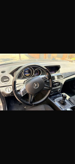 Mercedes-Benz Clase C 2011
