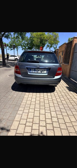 Mercedes-Benz Clase C 2011