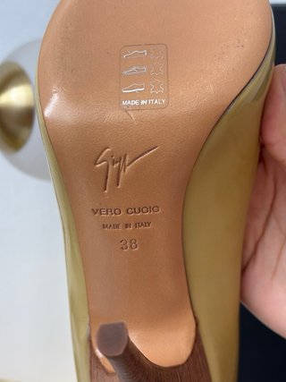 Tacchi Giuseppe Zanotti Gialli