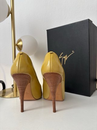 Tacchi Giuseppe Zanotti Gialli