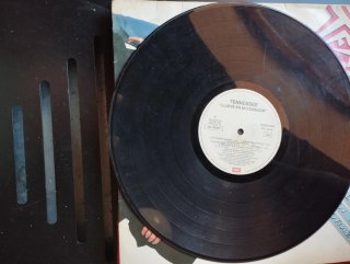 LP Tenessee - Llueve en mi Corazón