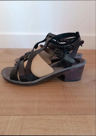 Sandalias Vialis Negras