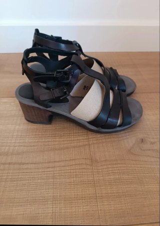 Sandalias Vialis Negras