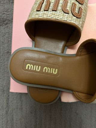 Sandali Miu Miu Beige/Marrone