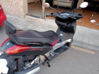 Yamaha XMAX 250cc