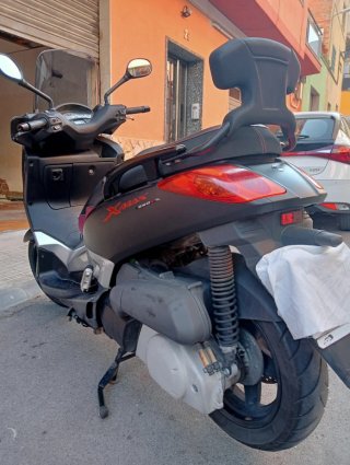 Yamaha XMAX 250cc