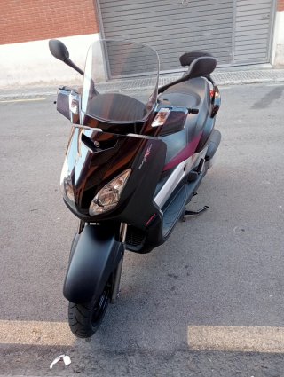 Yamaha XMAX 250cc