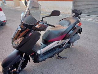 Yamaha XMAX 250cc