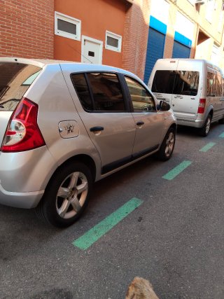 Dacia Sandero 2008