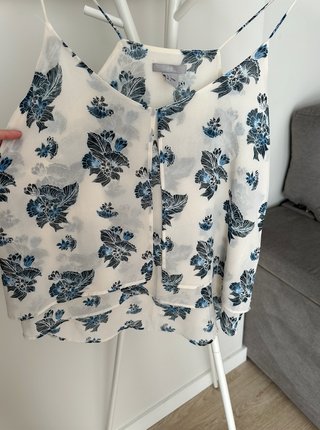 Top H&M blanco flores azules tirantes Talla 36