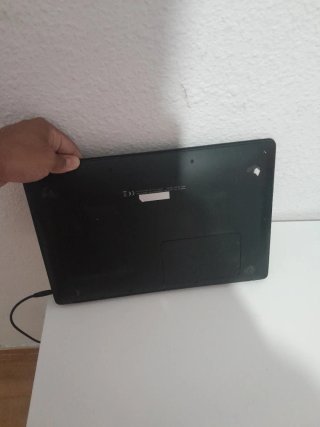 Portátil InnJoo Negro LIGERO