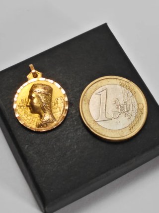 Escapulario oro Virgen Montserrat  Corazón Jesús