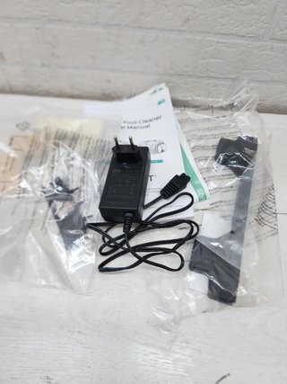 Robot Limpiafondos WYBOT C2 Vision AI