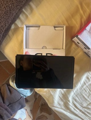 Nintendo Switch OLED Bianca + Giochi