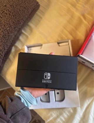 Nintendo Switch OLED Bianca + Giochi