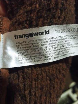 Chaqueta TRANGOWORLD, alta capacidad térmica