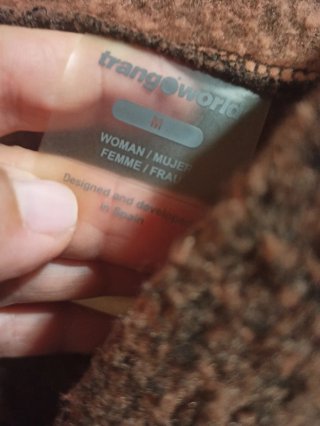 Chaqueta TRANGOWORLD, alta capacidad térmica