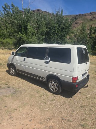 Volkswagen Multivan 2.5 TDI Camperizada