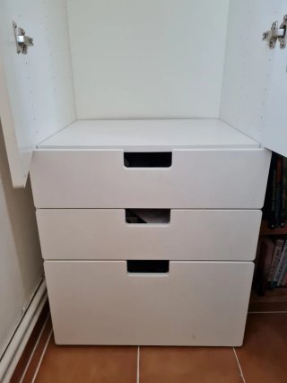 Armario Blanco Ikea con Cajones