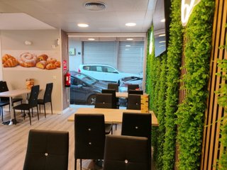 R-7940357 Traspaso de Cafetería con terraza
