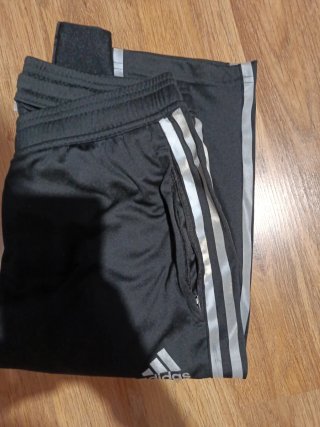 Pantalón Pirata Adidas Negro