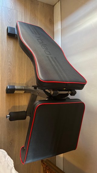 Banco de musculación ajustable