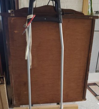 Vetrinetta in legno e vetro