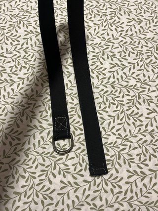 Cinturón negro con hebilla doble anilla