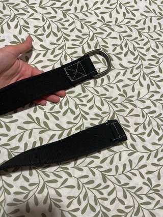 Cinturón negro con hebilla doble anilla