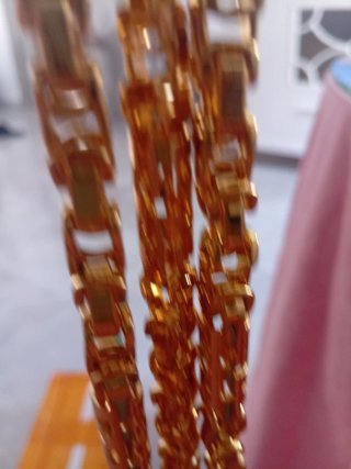 Conjunto pulsera y cadena dorada