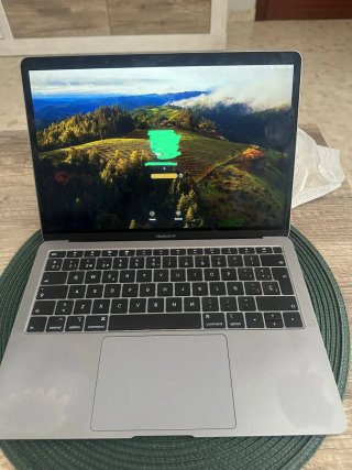 MacBook Air 13 2019 256GB SSD 16GB RAM