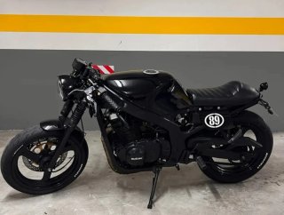 Suzuki GS500 Café Racer Homologada