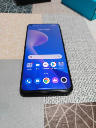 Móvil Realme Negro con pulsera honor 4