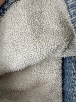 Chaqueta vaquera con borrego