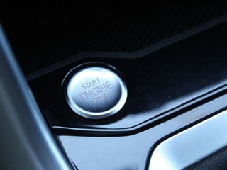 VOLKSWAGEN TRoc Dark 2.0 TDI 85kW 115CV
