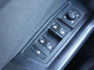 VOLKSWAGEN TRoc Dark 2.0 TDI 85kW 115CV