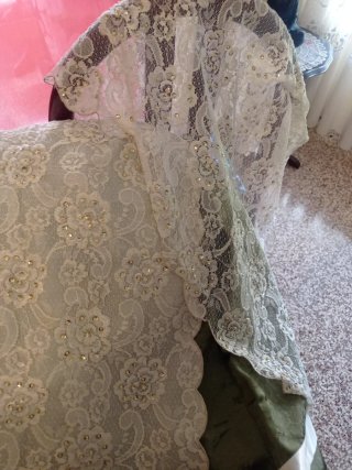 Conjunto Alicantino: Falda, Delantal y Mantoleta